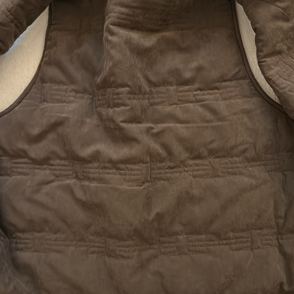 Honor the Gift HTG Reversible Vest Brown - Picture 8 of 12